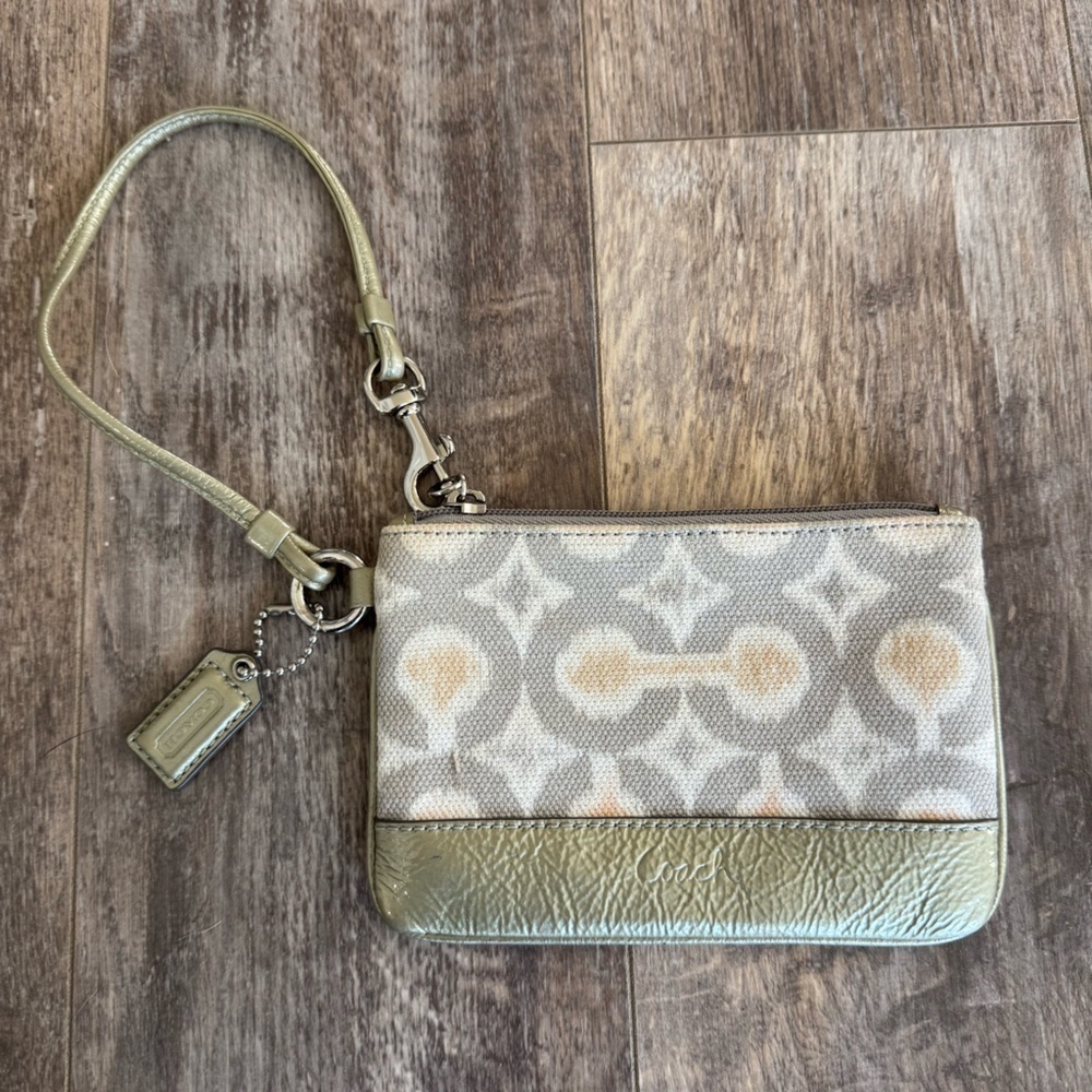 Coach Gray and Cream Patterned Wristlet with Green Leather Trim